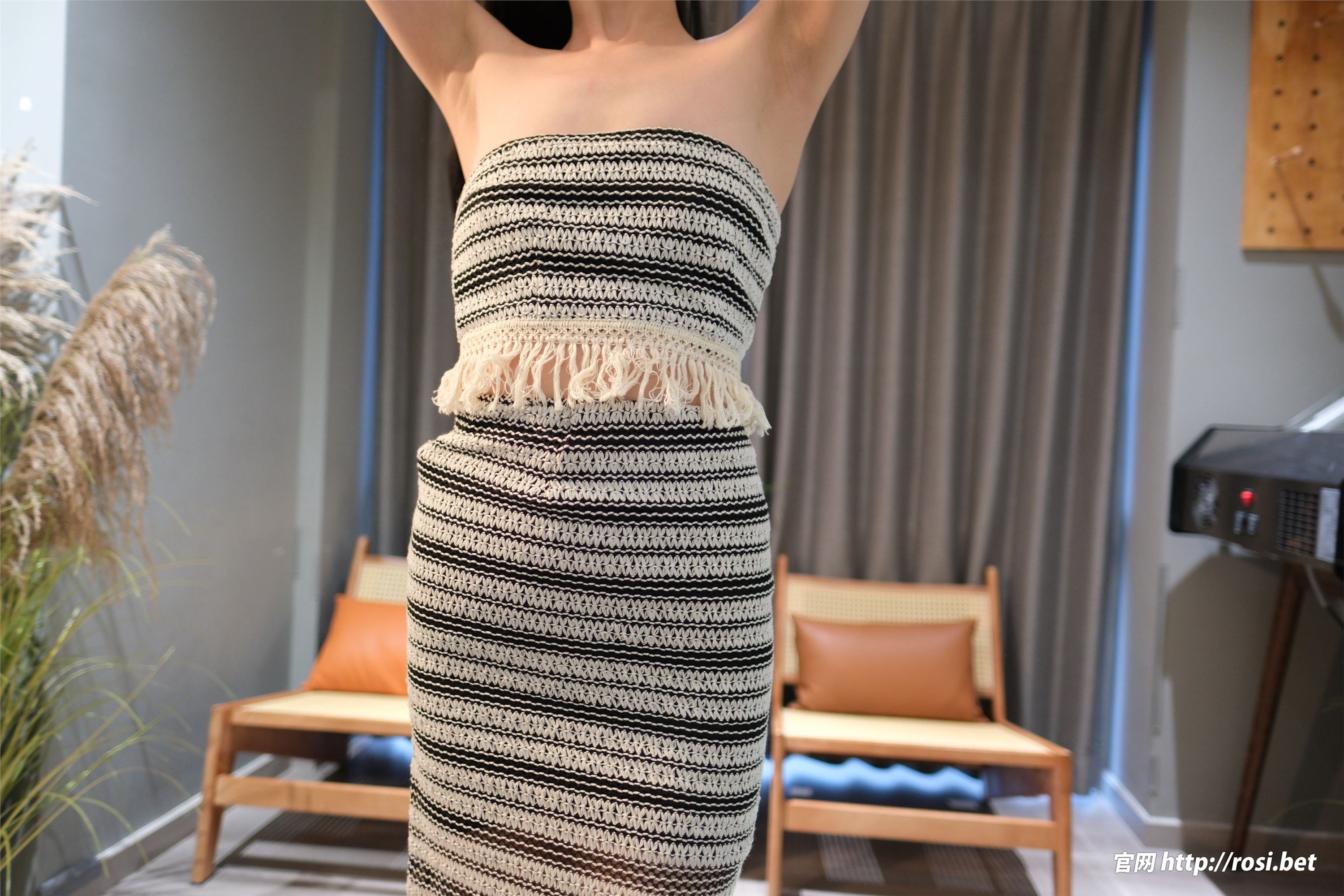 ROSI写真 2025.08.07 NO.4994